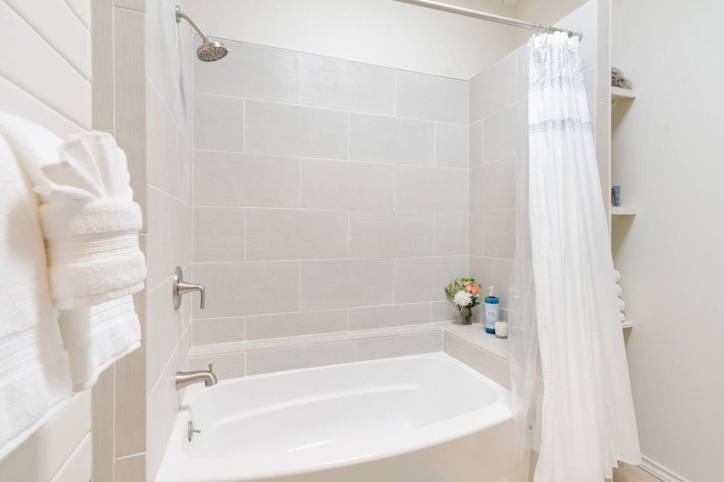 North Shore Garden Suite 할레이와 외부 사진